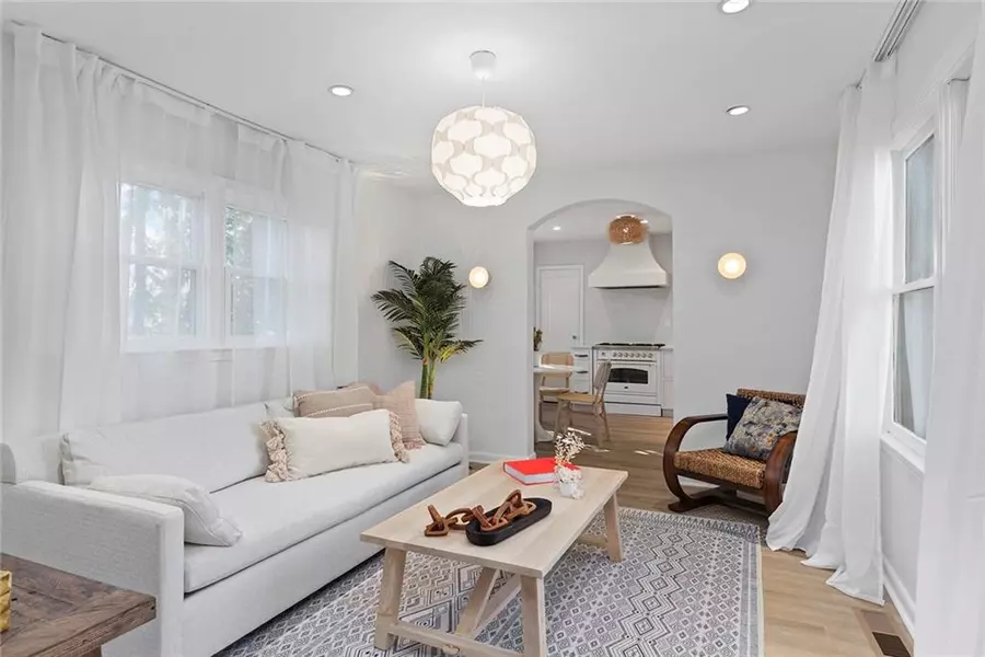 716 Stokeswood AVE SE #2B, Atlanta, GA 30313