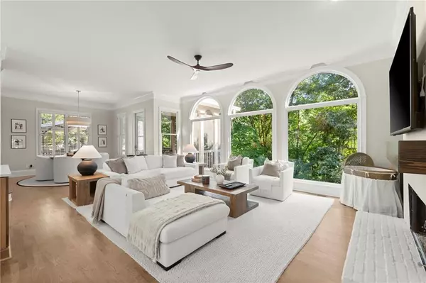 Atlanta, GA 30342,235 Lake Summit VW