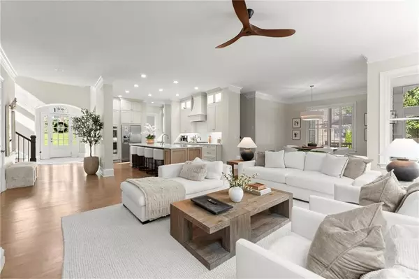 Atlanta, GA 30342,235 Lake Summit VW