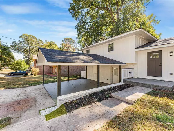 Decatur, GA 30032,3495 Oregon TRL