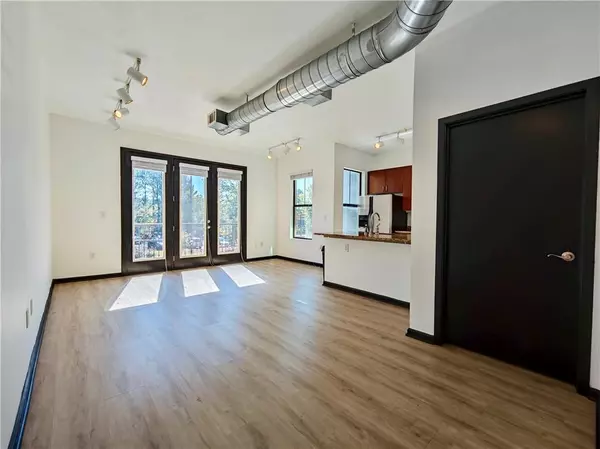 Chamblee, GA 30341,5300 Peachtree RD #2401