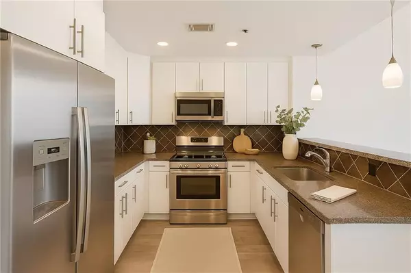 Atlanta, GA 30309,1080 Peachtree ST NE #1701