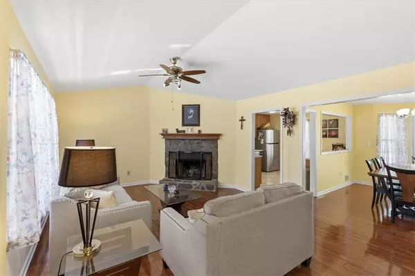 Dallas, GA 30157,164 Emerald Pines LN