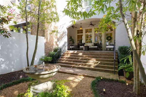 Woodstock, GA 30188,125 Hubbard RD