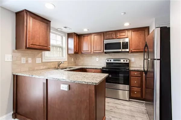 Smyrna, GA 30080,7 Villa CT SE