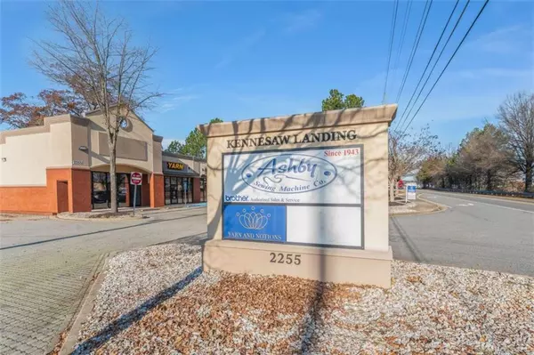 Kennesaw, GA 30144,2255 Old 41 HWY #120