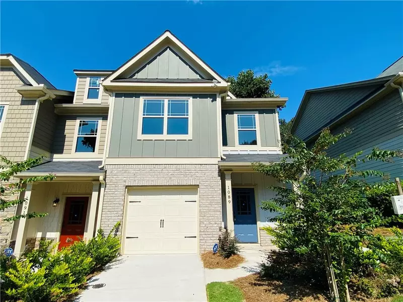 1089 North Village DR, Decatur, GA 30032