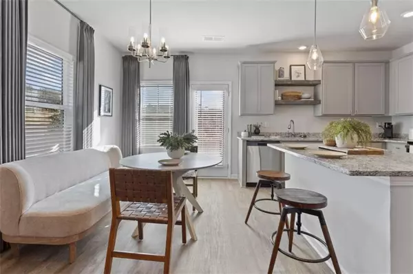 Temple, GA 30179,114 Meadowview DR #07