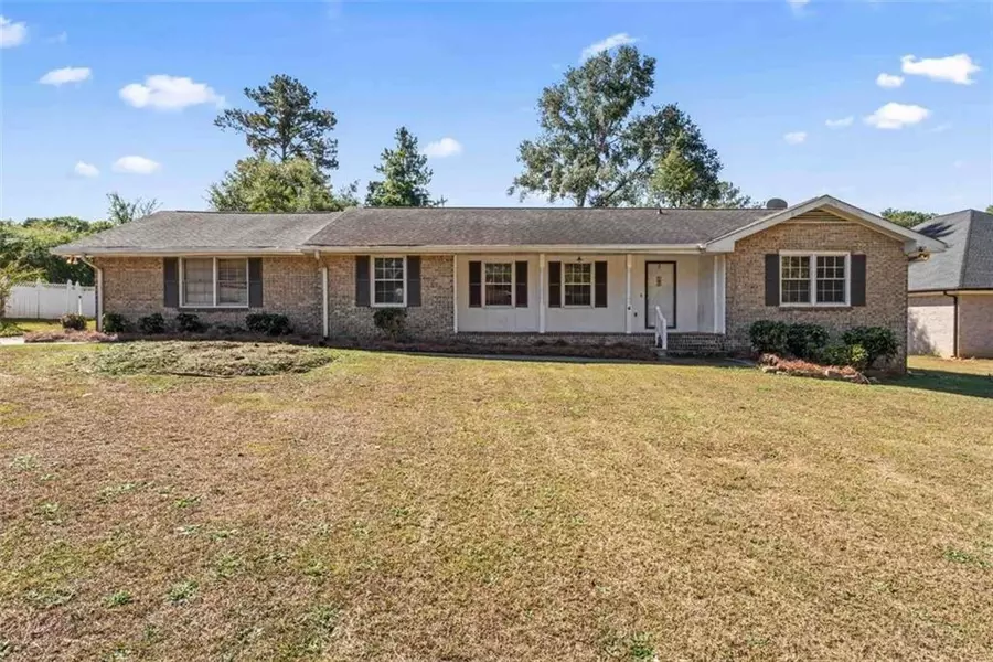 1699 Brenda DR, Jonesboro, GA 30236