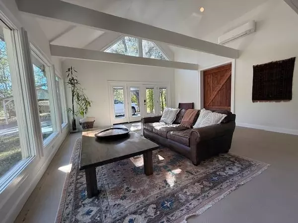 Woodstock, GA 30188,793 Cardinal CV