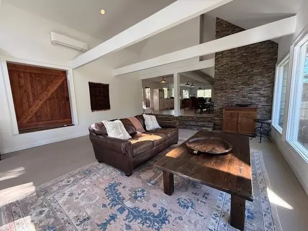 Woodstock, GA 30188,793 Cardinal CV