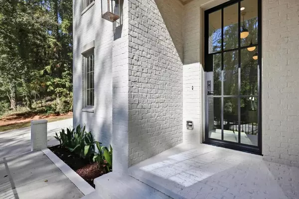 Atlanta, GA 30327,3568 Cloudland DR NW