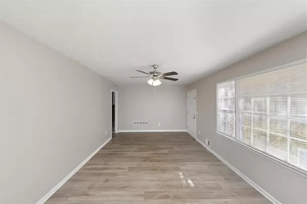 Jonesboro, GA 30236,446 QUEEN ALIESE LN