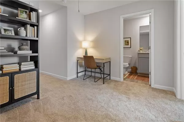 Temple, GA 30179,118 Meadowview DR #09