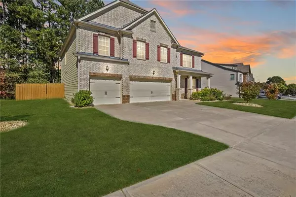 5670 Walnut Mill LN, Powder Springs, GA 30127