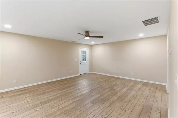 Taylorsville, GA 30178,279 Taff RD