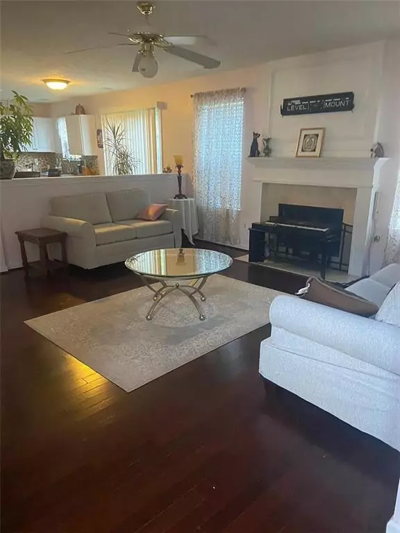 Grayson, GA 30017,1358 Cascade View DR