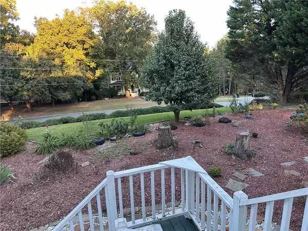 Canton, GA 30114,6055 Golden LNDG