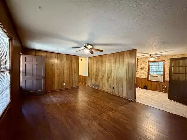 Canton, GA 30115,258 Arliss DR