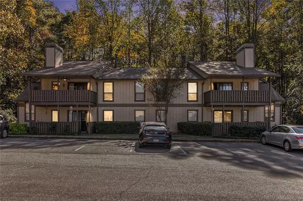 708 Woodcliff DR, Atlanta, GA 30350