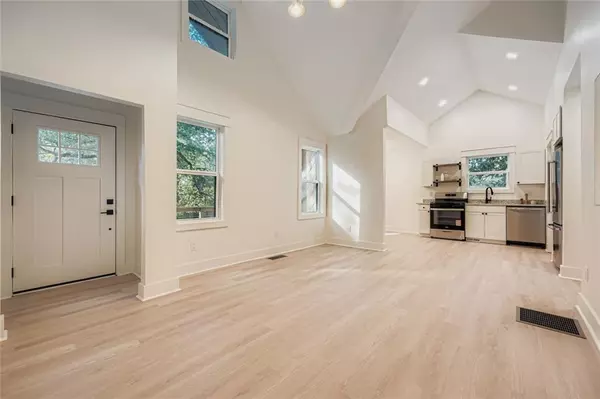 Atlanta, GA 30318,735 Alta PL NW