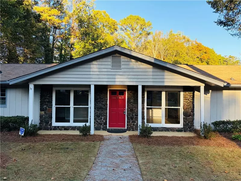 6043 Rolling WAY, Norcross, GA 30093