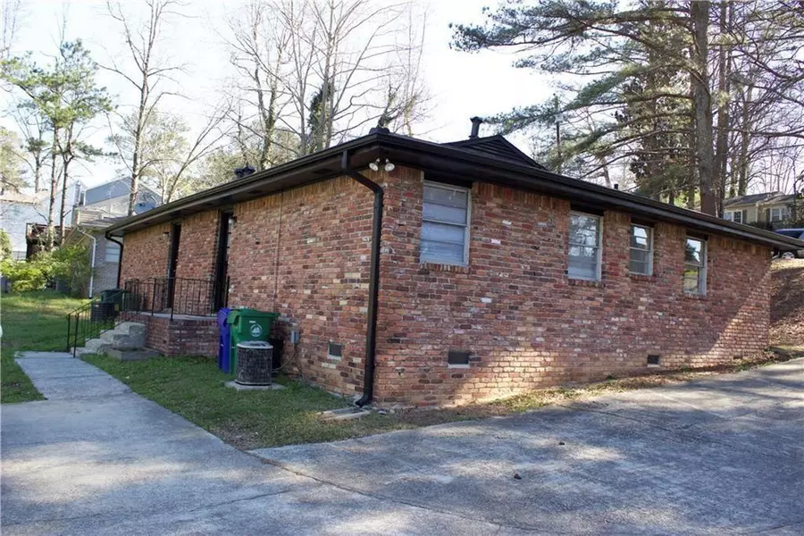 2914 Skyland DR NE, Brookhaven, GA 30341