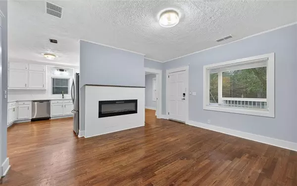 Lithonia, GA 30058,6453 SHADOW ROCK DR