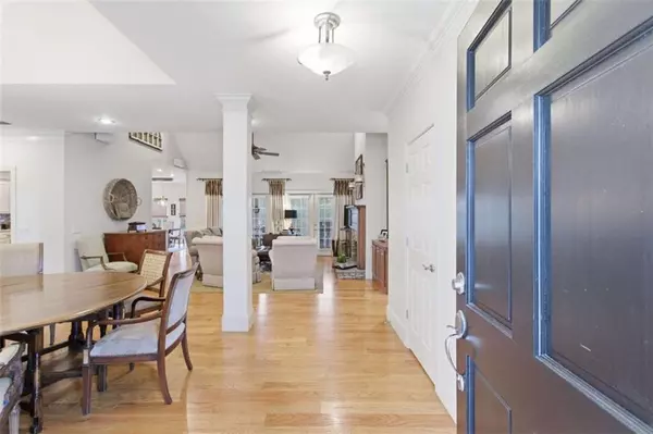 1038 Farmhouse RD, Gainesville, GA 30506