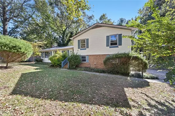 Acworth, GA 30102,1593 Dogwood LN