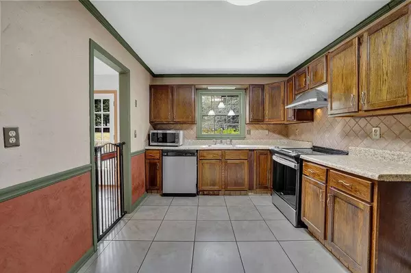 Lilburn, GA 30047,248 Kettlewood DR SW