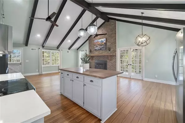 Ellenwood, GA 30294,5833 Little Mountain DR