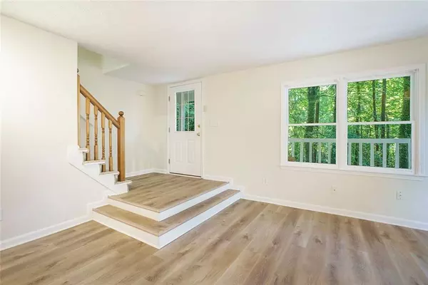 Snellville, GA 30078,3054 Periwinkle DR