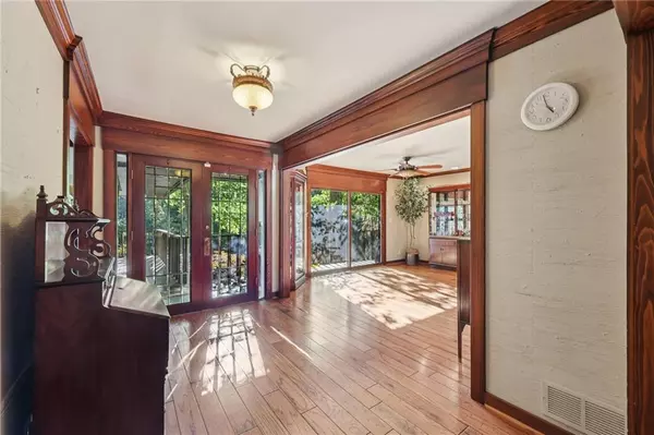 Atlanta, GA 30328,7080 Riverside DR