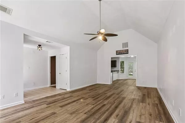 Newnan, GA 30263,260 Ancient Oak LN