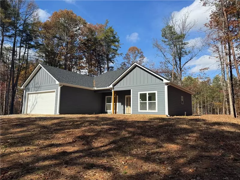 90 Kings Crossing DR, Dawsonville, GA 30534