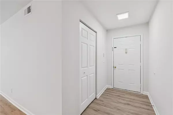 Alpharetta, GA 30004,3053 Westwood WAY