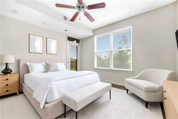 Atlanta, GA 30363,390 17th ST #5037