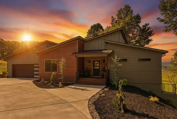 160 Big Valley DR, Morganton, GA 30560