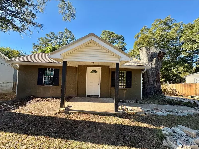 267 E Broad ST, Newnan, GA 30263