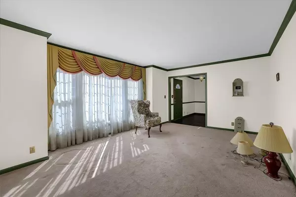 Marietta, GA 30067,232 Lamplighter LN SE