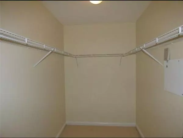 Atlanta, GA 30309,1735 PEACHTREE ST NE #226