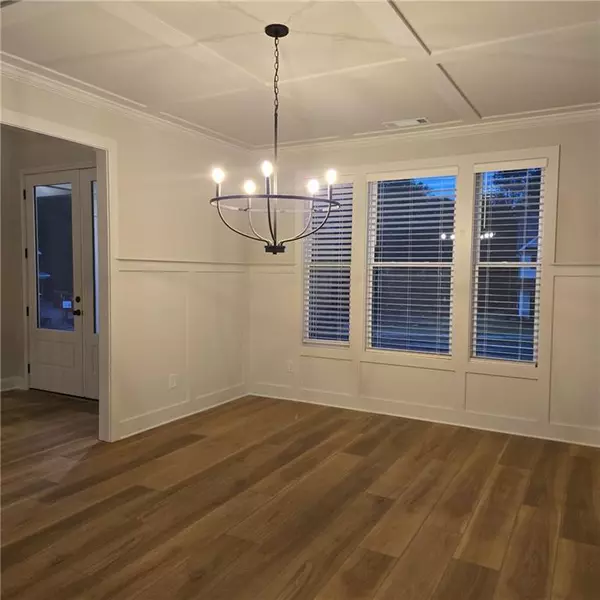 Loganville, GA 30052,904 Bessie CT