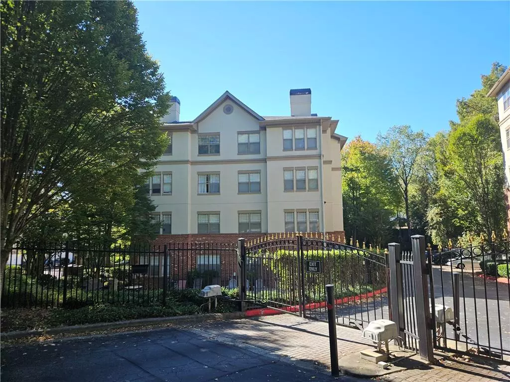 Atlanta, GA 30342,5559 Glenridge DR #2402