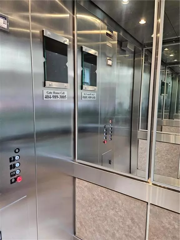 Atlanta, GA 30324,24208 Plantation DR NE #208