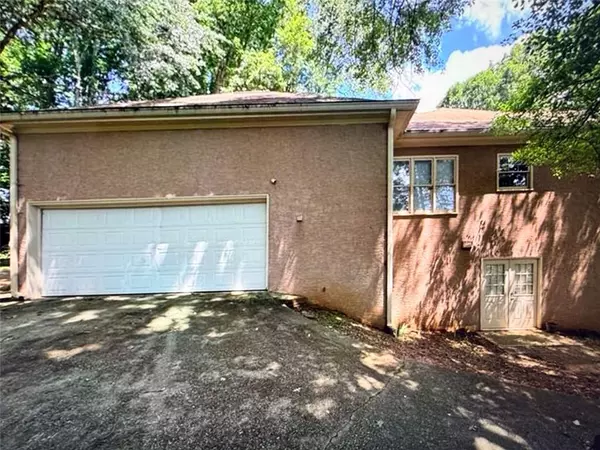 Conyers, GA 30094,1509 SHOAL CREEK DR SW