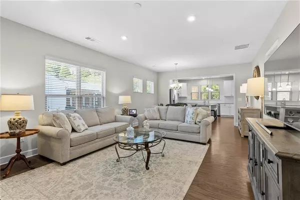 Hoschton, GA 30548,5627 Maple Bluff WAY