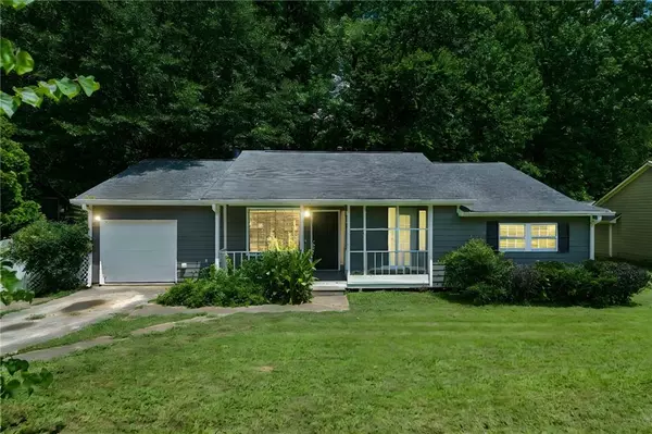 3045 Wildflower LN, Snellville, GA 30039