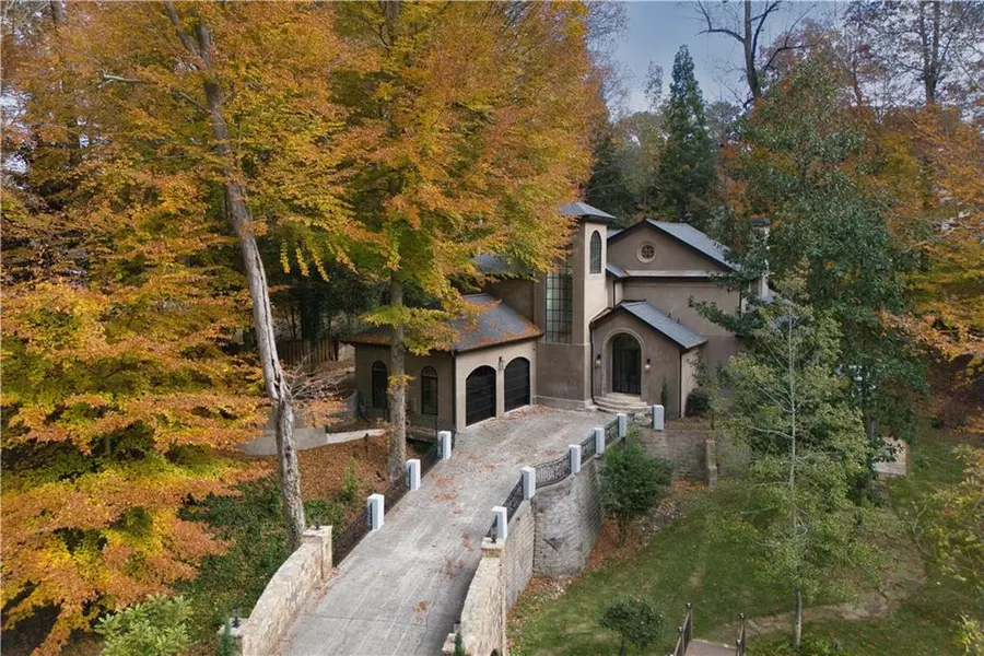 3879 Peachtree Dunwoody RD NE, Atlanta, GA 30342