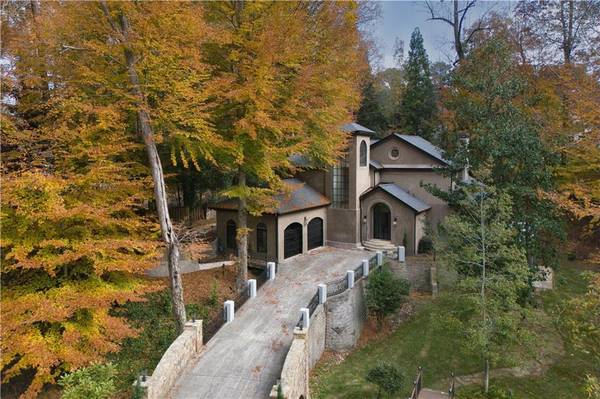 3879 Peachtree Dunwoody RD NE, Atlanta, GA 30342